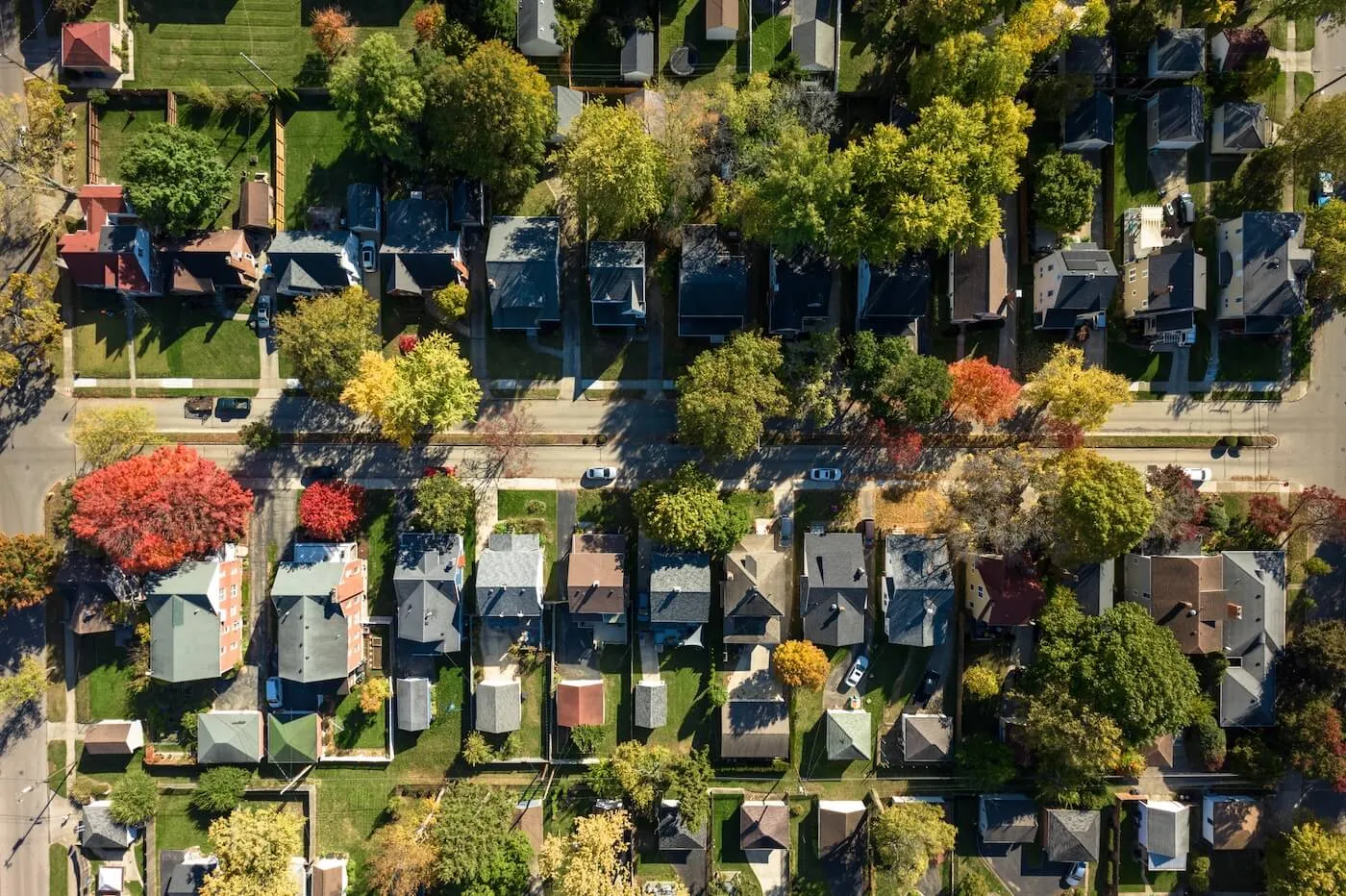 Bird view photo of the green residential neighborhood